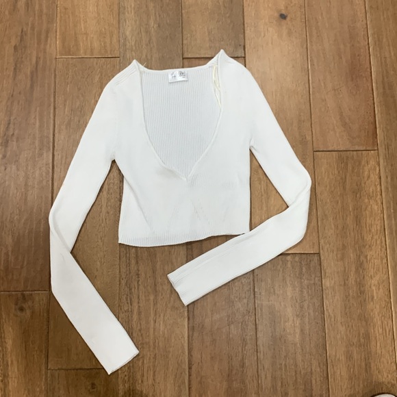 Indie Collection White ribbed top Size Small - Picture 2 of 4